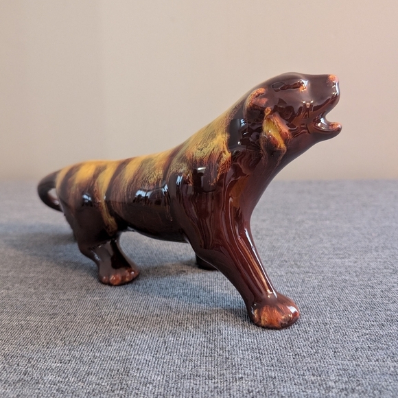 Blue Mountain Pottery, Gold Drip Glaze Cougar/Mountain Lion/Puma Figurine - Picture 2 of 6